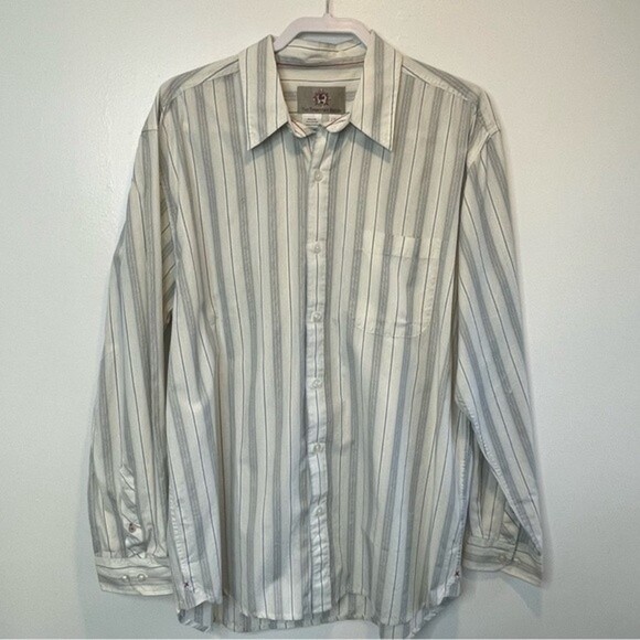 The Territory Ahead Large Long Sleeve Button Up - Picture 2 of 9